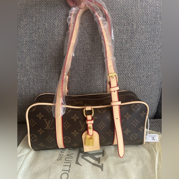 Louis Vuitton Handbags - Brown Monogram Canvas Shoulder hang on Bag